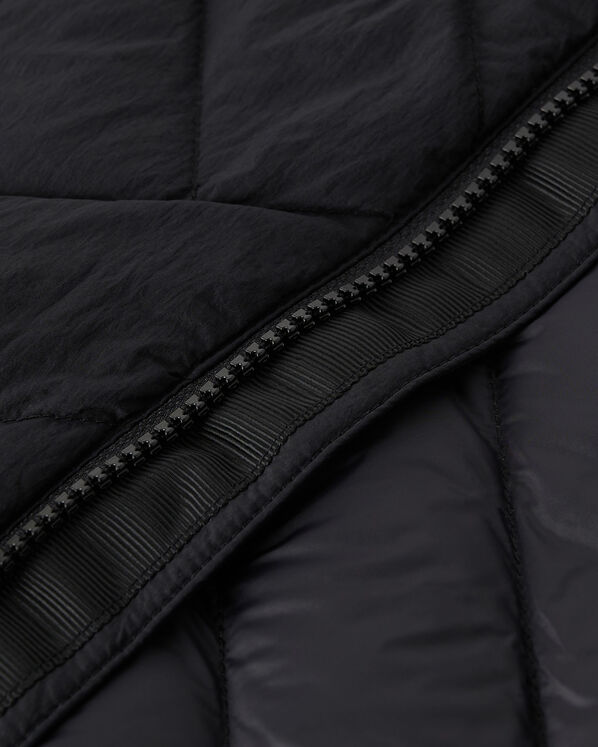 Horizon Insulated Hybrid Jacket